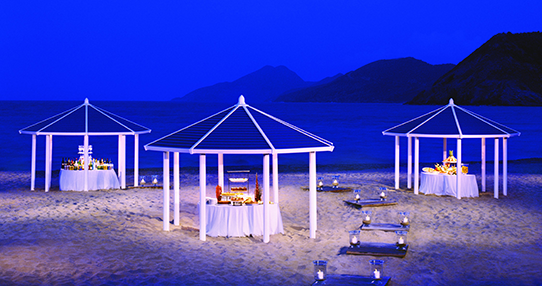 Hotel and Spa Review, St Kitts Marriott Resort, St Kitts. night time beach service