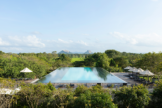 Hotel and Spa review for  the Aliya Resort and Spa, Sigiriya, Sri Lanka